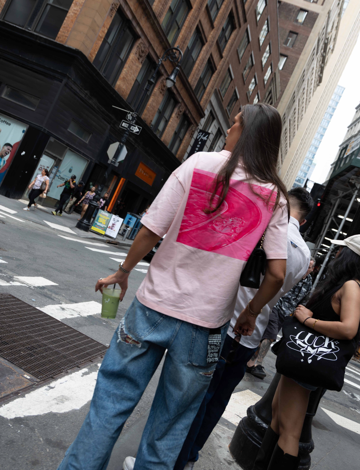 THE SIGNATURE PINK CAR T-SHIRT BY LYKKA (Light Pink)