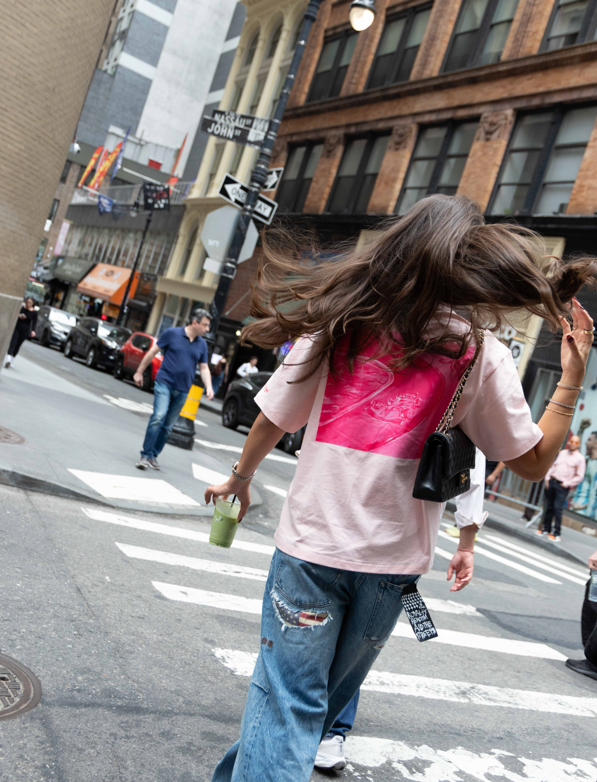 THE SIGNATURE PINK CAR T-SHIRT BY LYKKA (Light Pink)