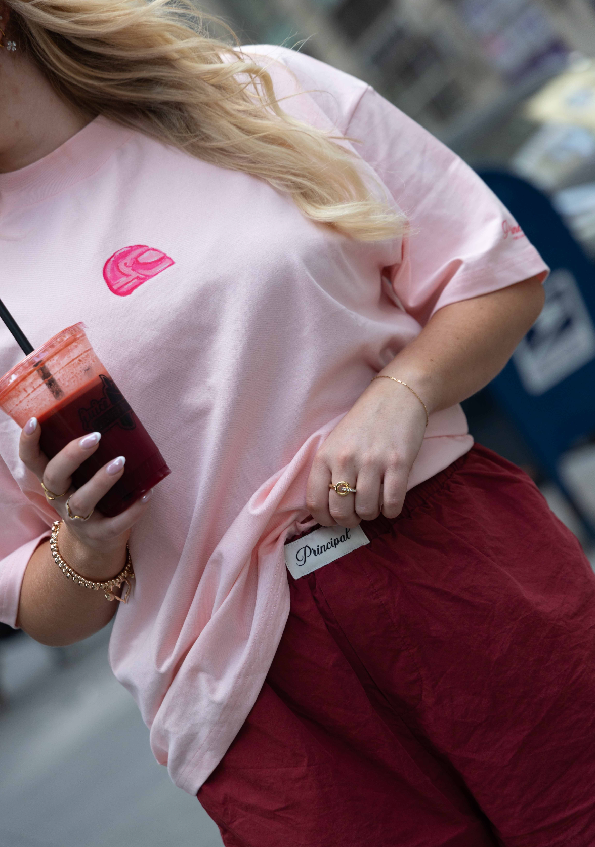 THE SIGNATURE PINK CAR T-SHIRT BY LYKKA (Light Pink)